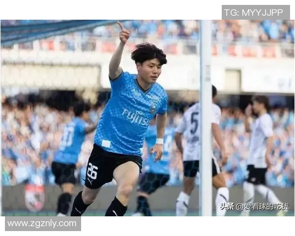 亚冠联赛激战正酣 各支球队奋力拼搏力争夺冠荣耀